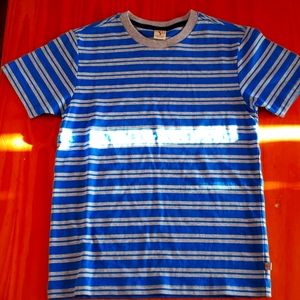 Size 10 boys short sleeve T-shirt